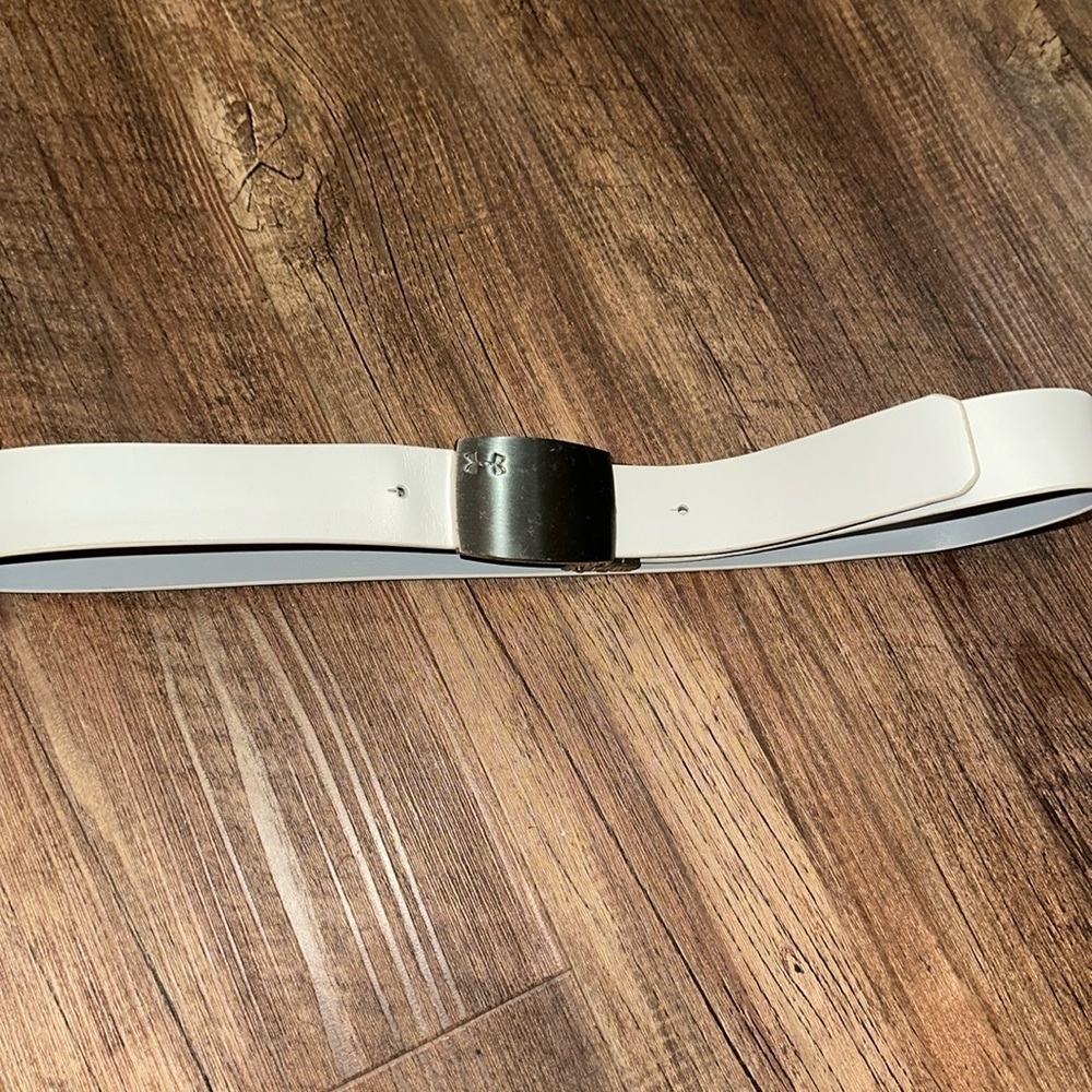 Under Armour Reversible Gray & White Leather Belt